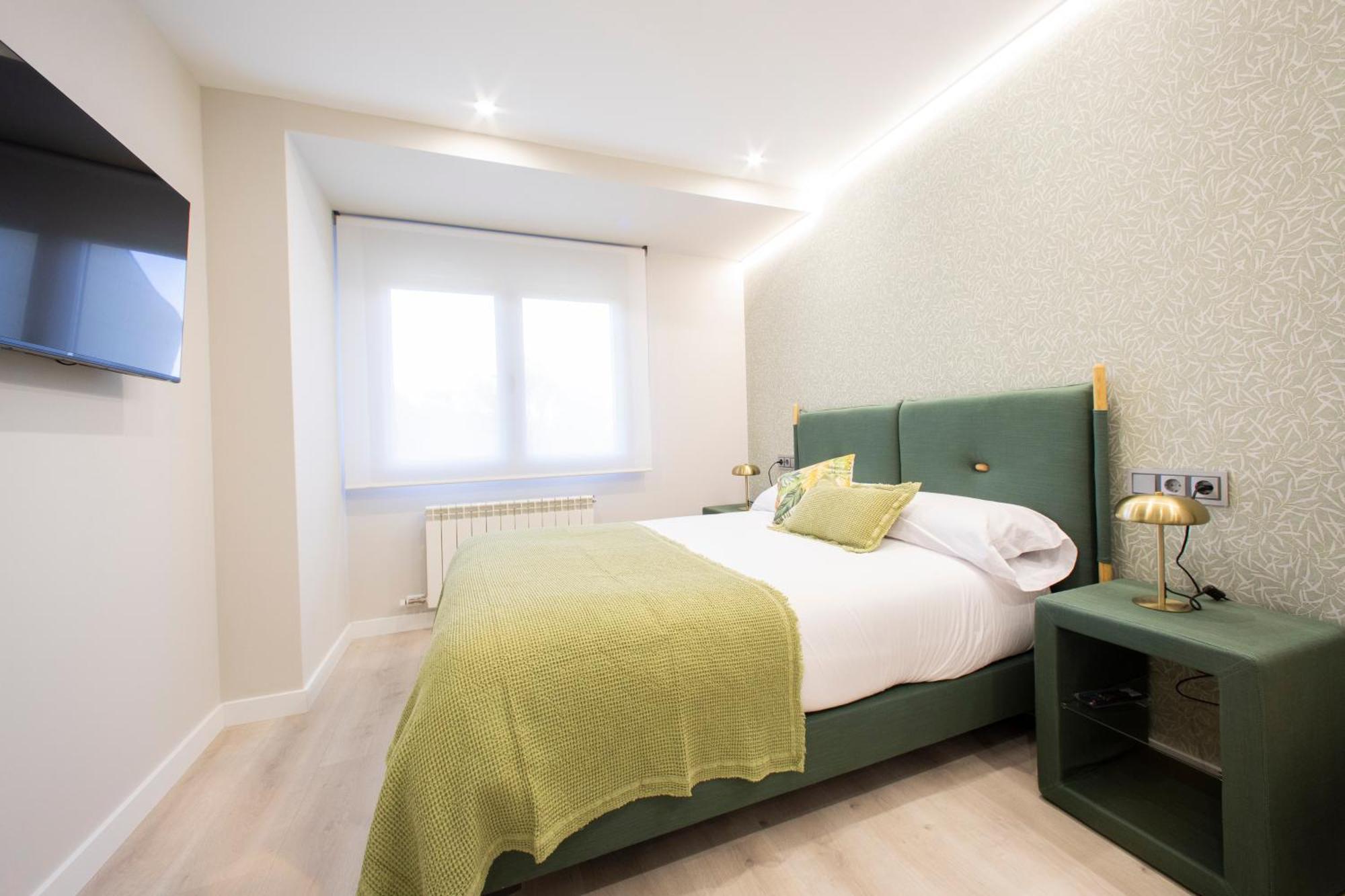 Apartamentos O Devezo Vilalba Exteriör bild